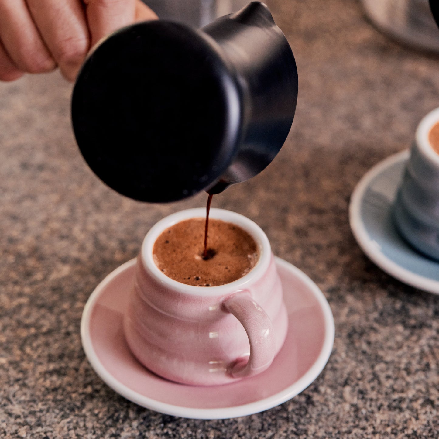 Taza y Plato para Café Ibrik (110ml) – Edición Pierre de Chanterac