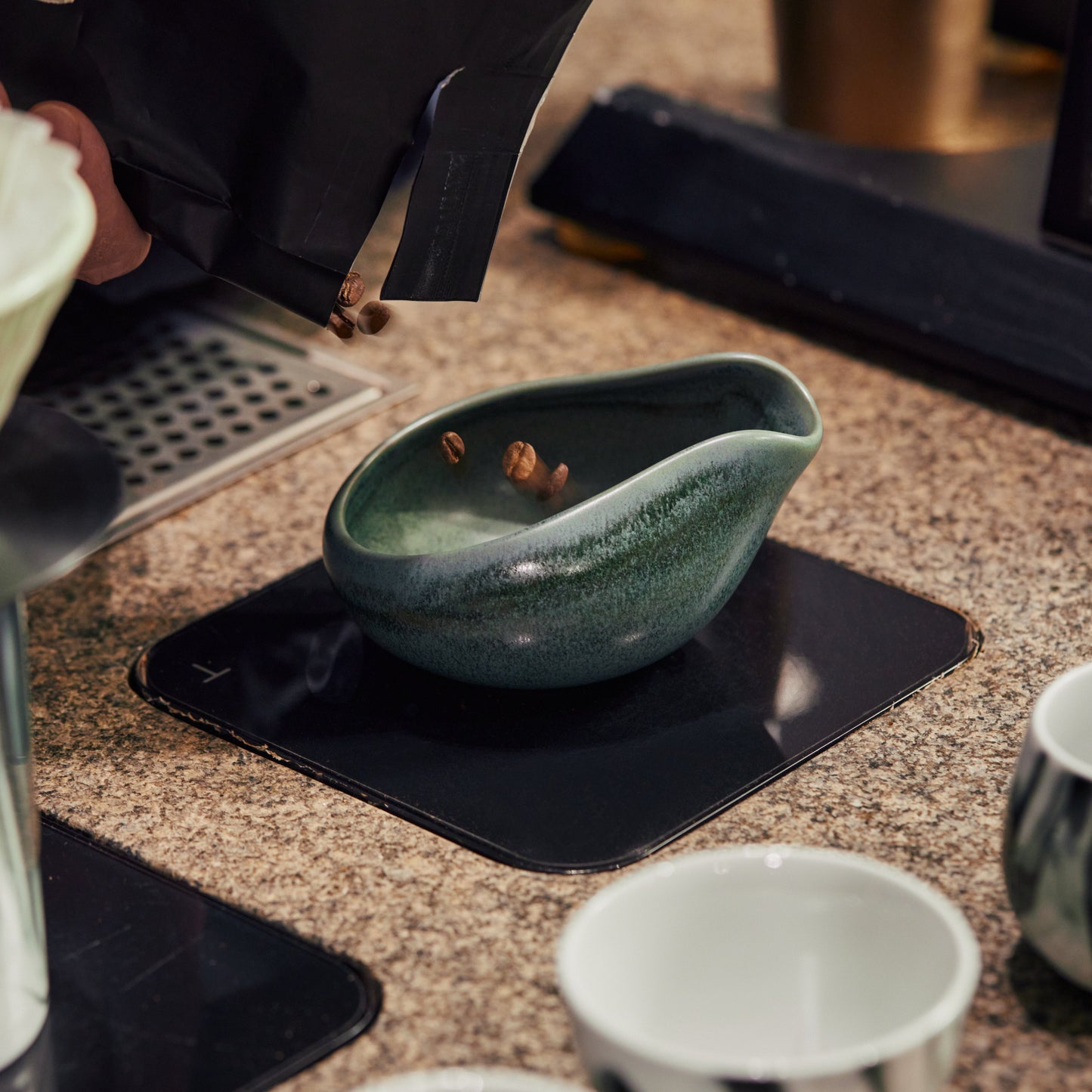 Set de 2 Bandejas de Dosificación de Café – James Hoffmann x Loveramics